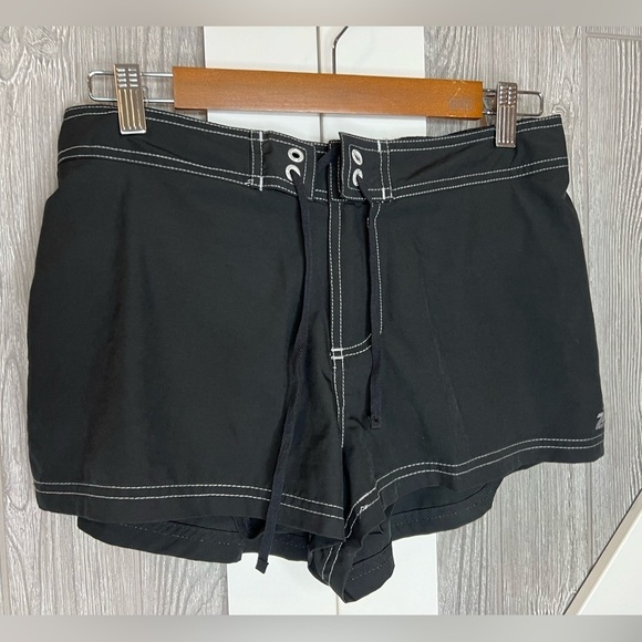D11.38 ZeroXposur Womens Swim Shorts with Liner – Black Swim Shorts for Women S - Picture 1 of 6
